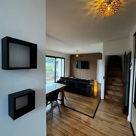 Maison Familiale Lumineuse Avec Jardin *