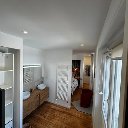 Maison Familiale Lumineuse Avec Jardin Casa de Férias *